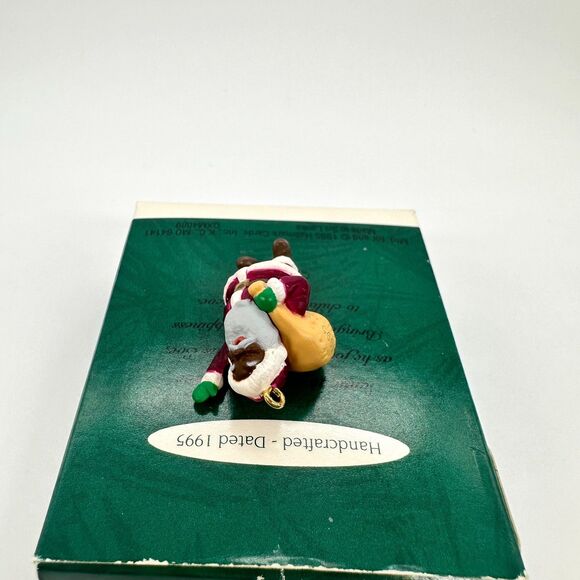 Hallmark Keepsake Joyful Black Santa 1995 Miniature Christmas Ornament - Picture 8 of 11